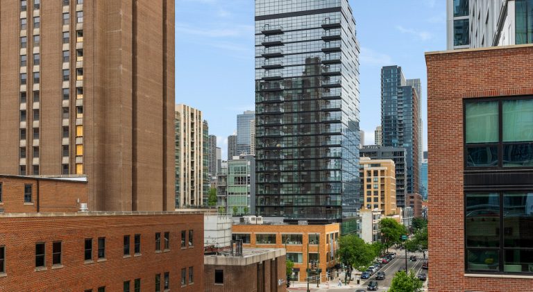 pdetphotography luxurylivingchicago the leo chicago 6 11 2024 exteriors 7 cb63a39d45020f38865bbe941e86c0e1 1 768x421