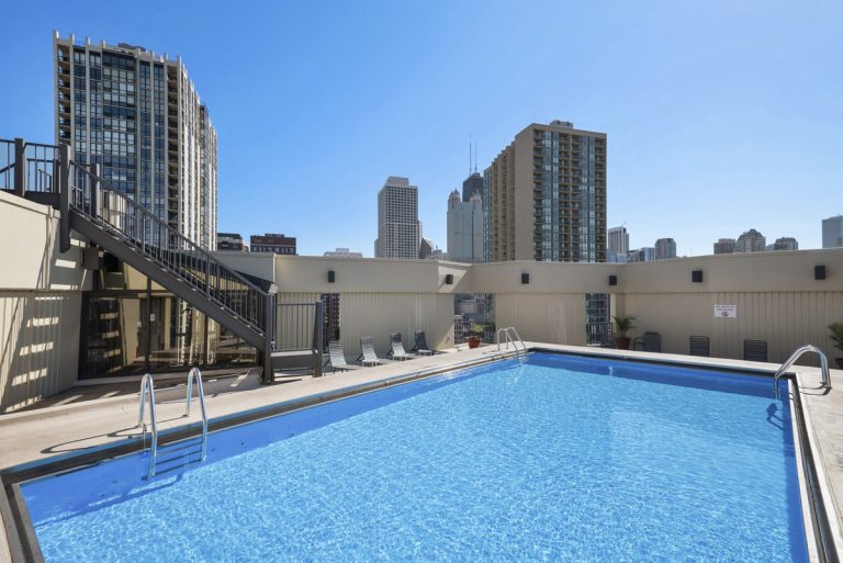 1120 pool 1 768x513