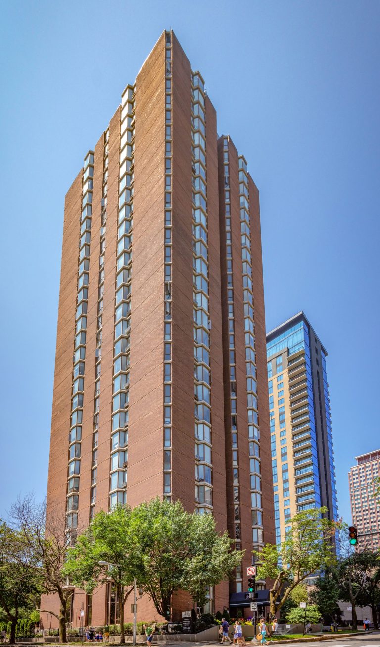 55 W Chestnut Exterior Shot SW 1 scaled 768x1305
